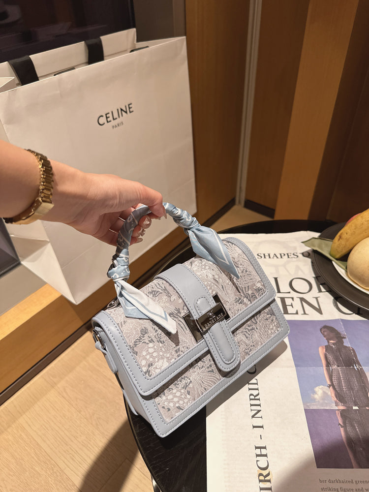 Popular high-end sense niche handbag new fashion embroidery small square bag single shoulder crossbody bag woman